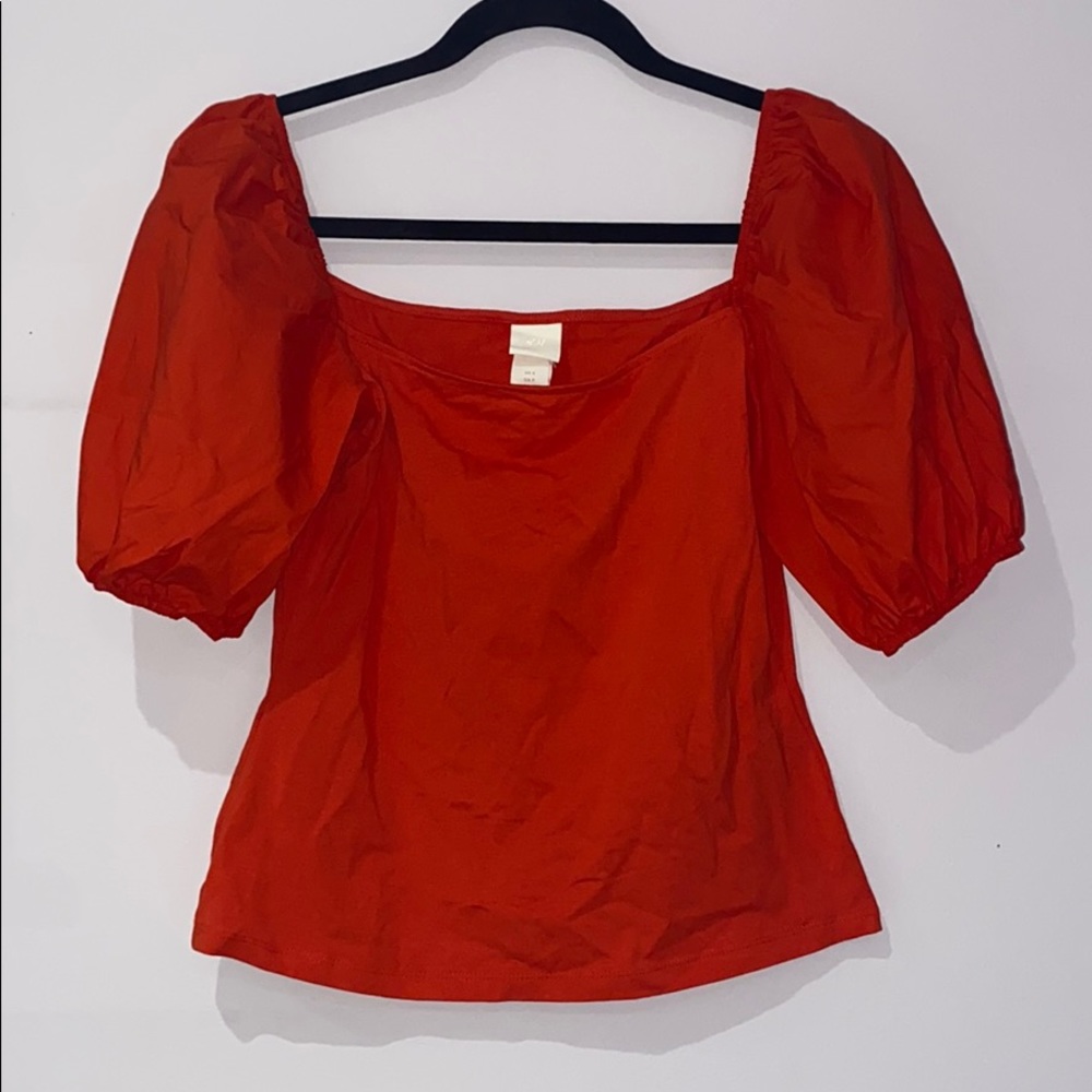 H&M Puffed Sleeve Top